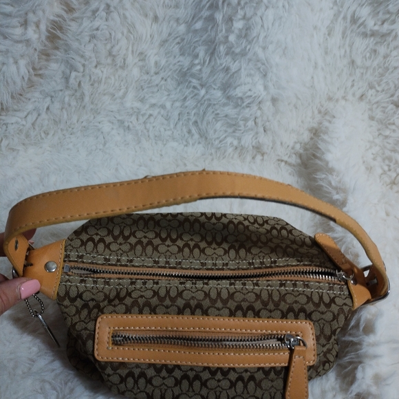 Purse - Picture 6 of 11